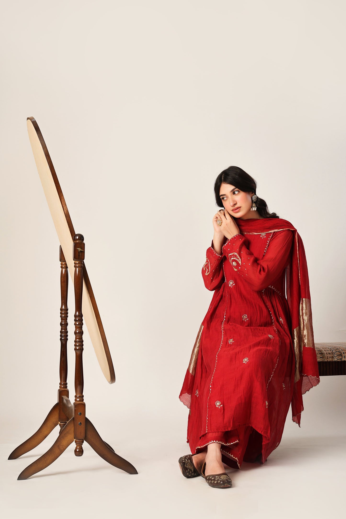 Mulchanderi Chand Kali Suit - Red